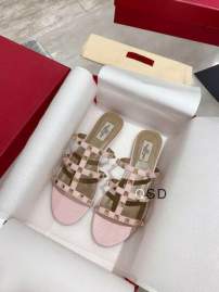 Picture of Valentino Slippers _SKUValentinosz35-41SD01192156